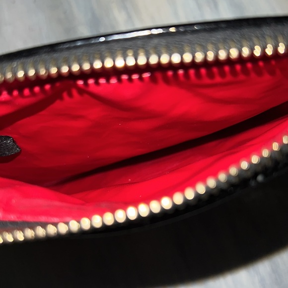 Dooney & Bourke - Picture 6 of 6